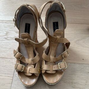 Steve Madden Tan Buckle Sandals